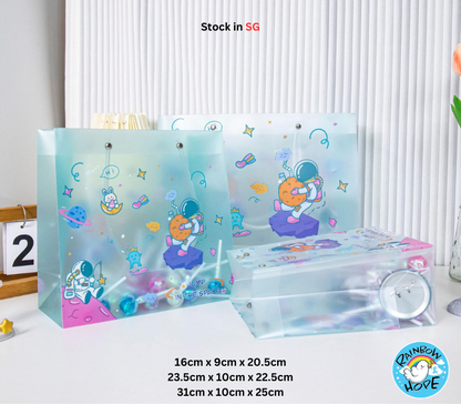 Frosted Plastic Gift Bag Birthday Party Goodie Bag 伴手礼袋/礼品袋 / 儿童节